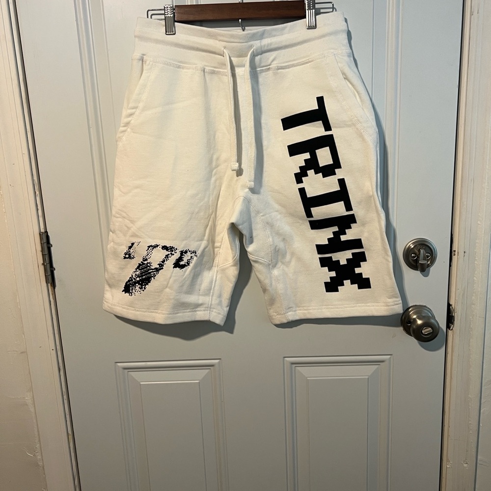 Trinx LA fleece shorts.